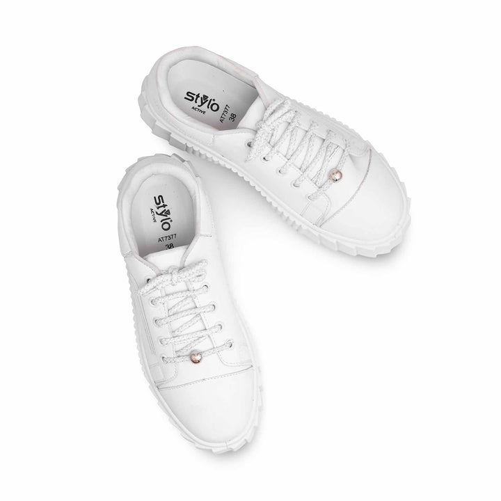 White Casual Sneaker For Women AT7377