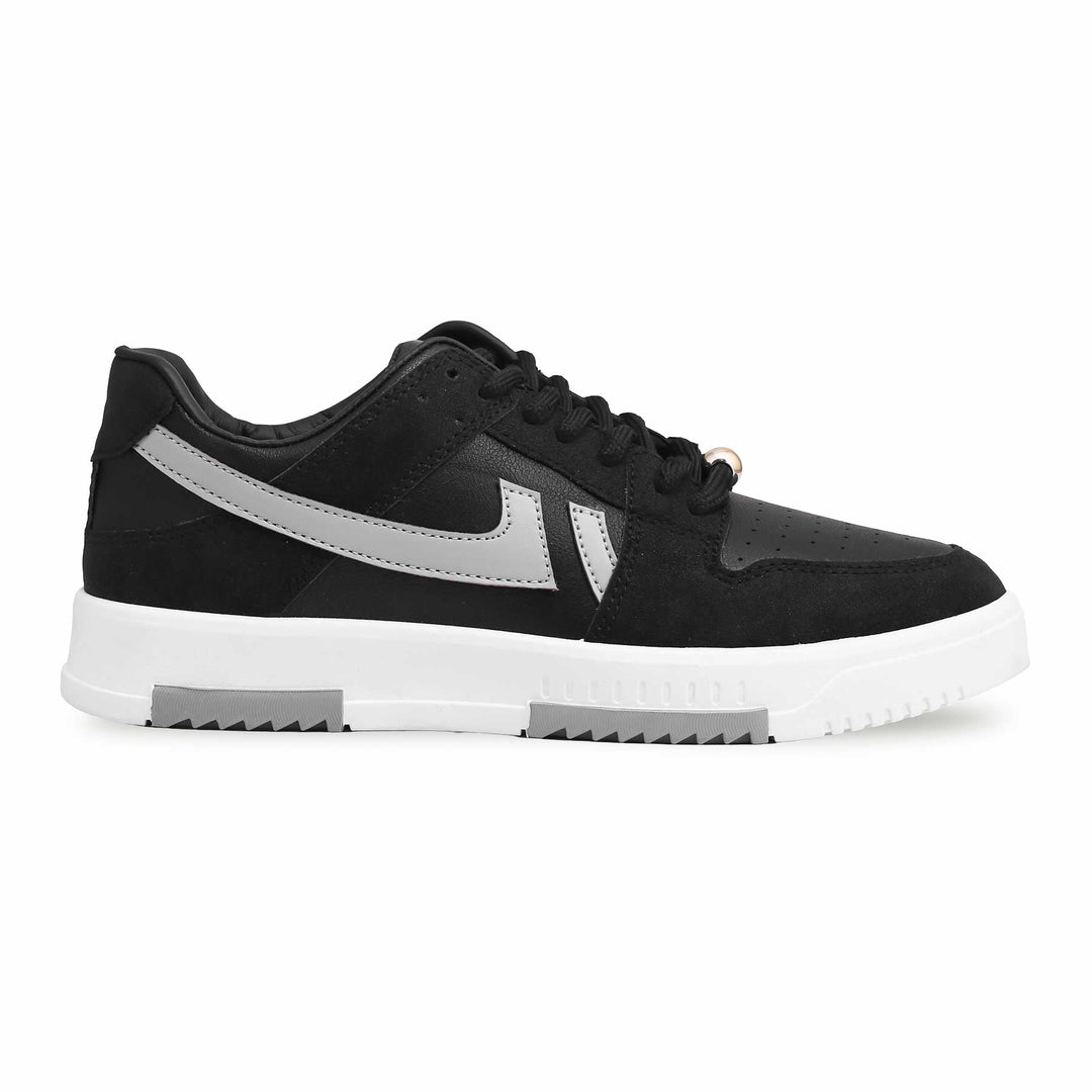 Black Casual Sneaker AT7427