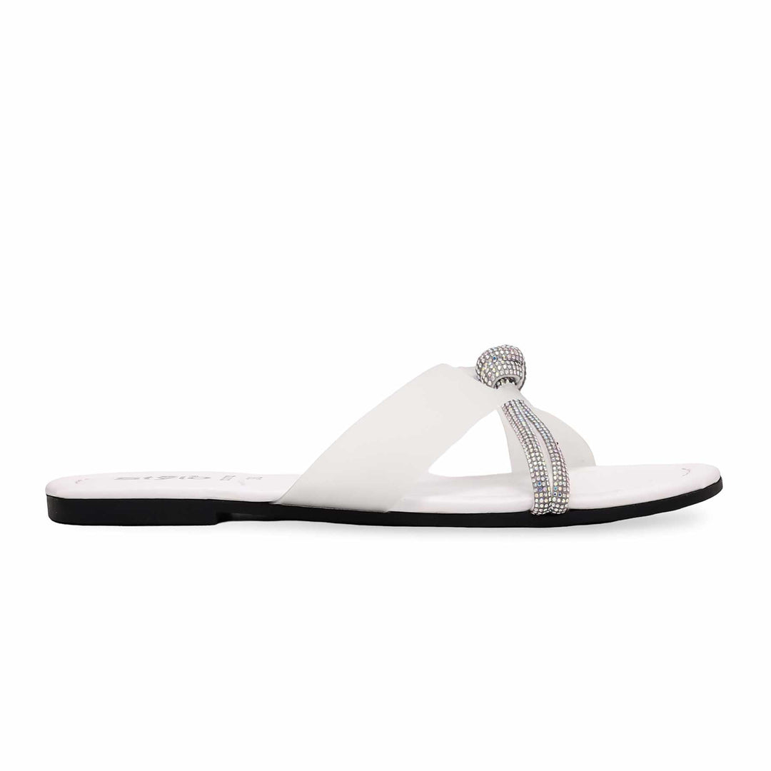 White Casual Chappal CL1782