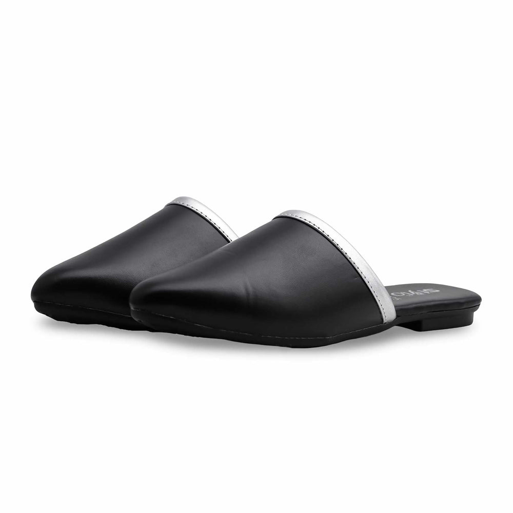 Black Casual Chappal CL1825