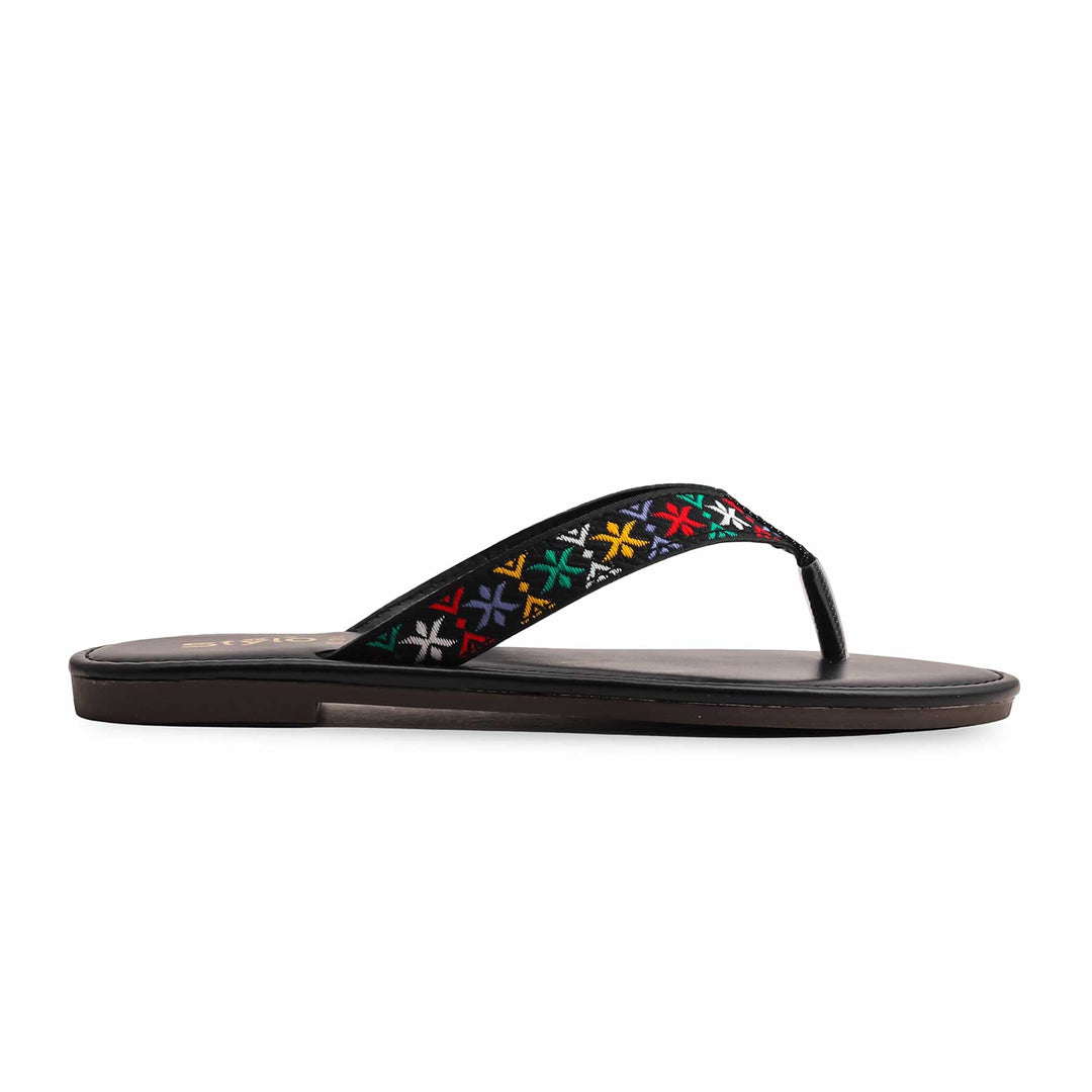 Black Casual Chappal CL1914