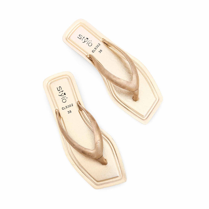 Golden Casual Chappal CL9302