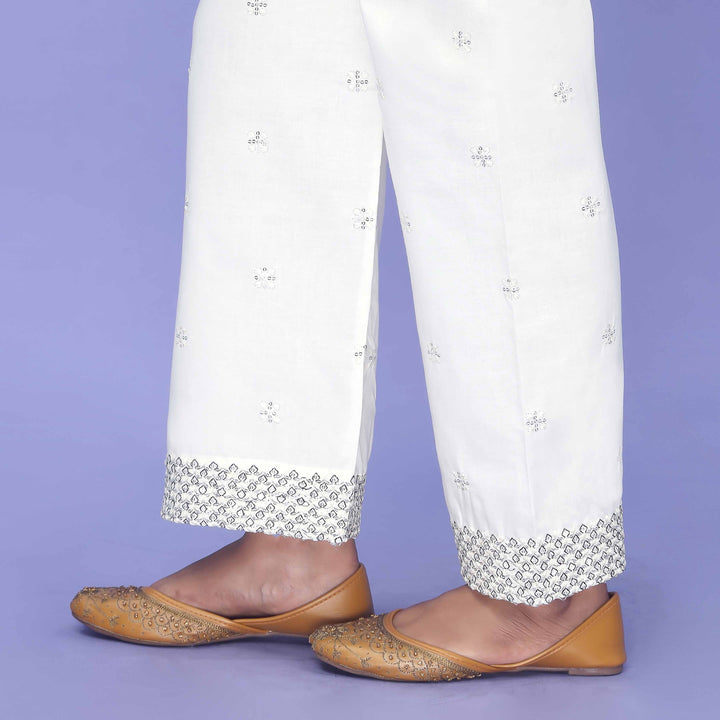 Cream Striaght Fit Cambric Trouser PL4082