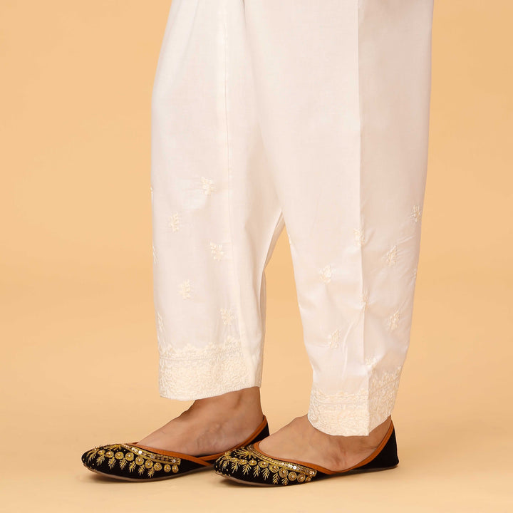 White Embellished Cambric Shalwar PS4512