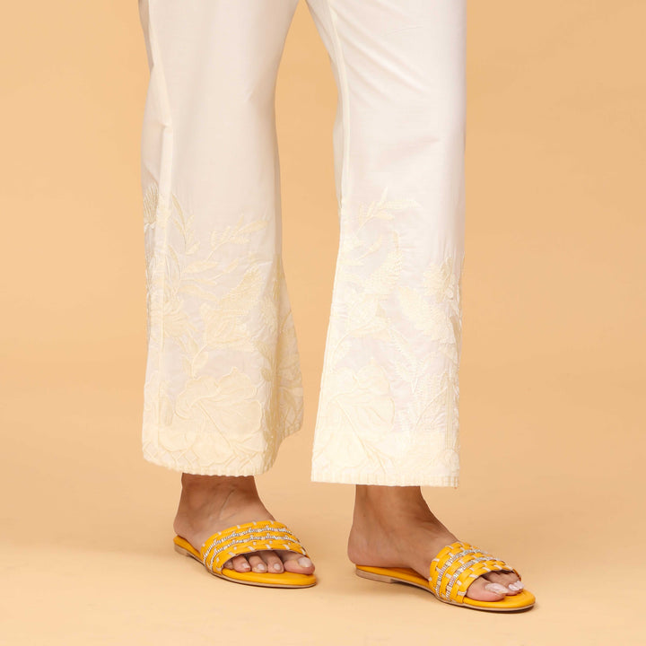 Cream Straight Fit Embellished Cambric Trouser PS4565