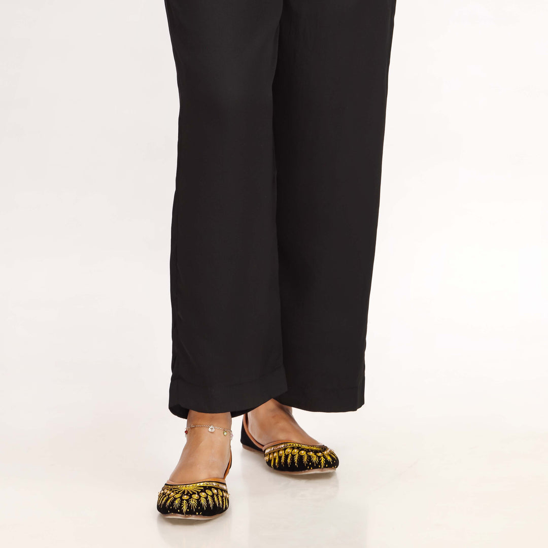 Black Straight Fit Khaddar Embellished Trouser PW4524