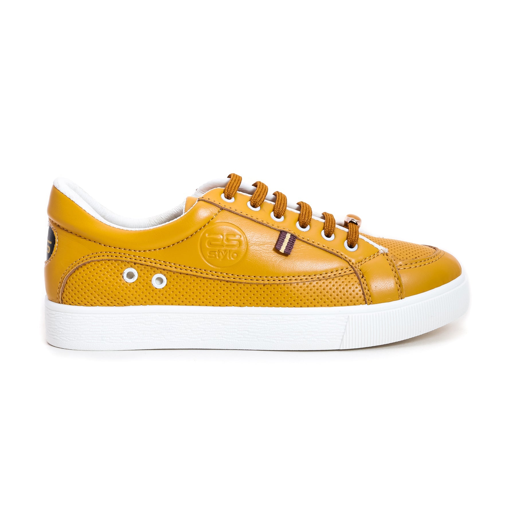 Mustard Casual Sneakers AT7102