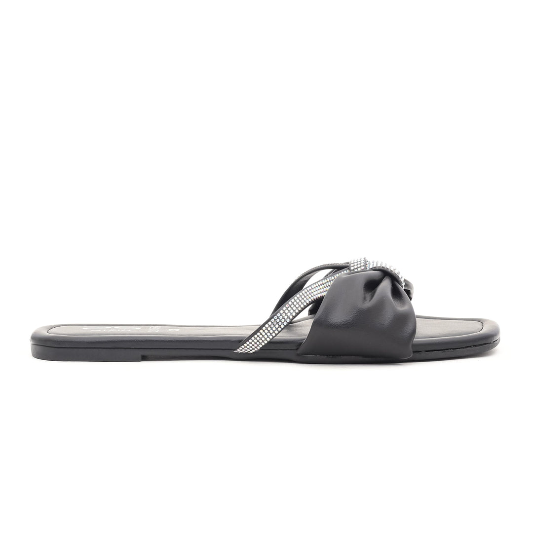 Black Casual Chappal CL1356