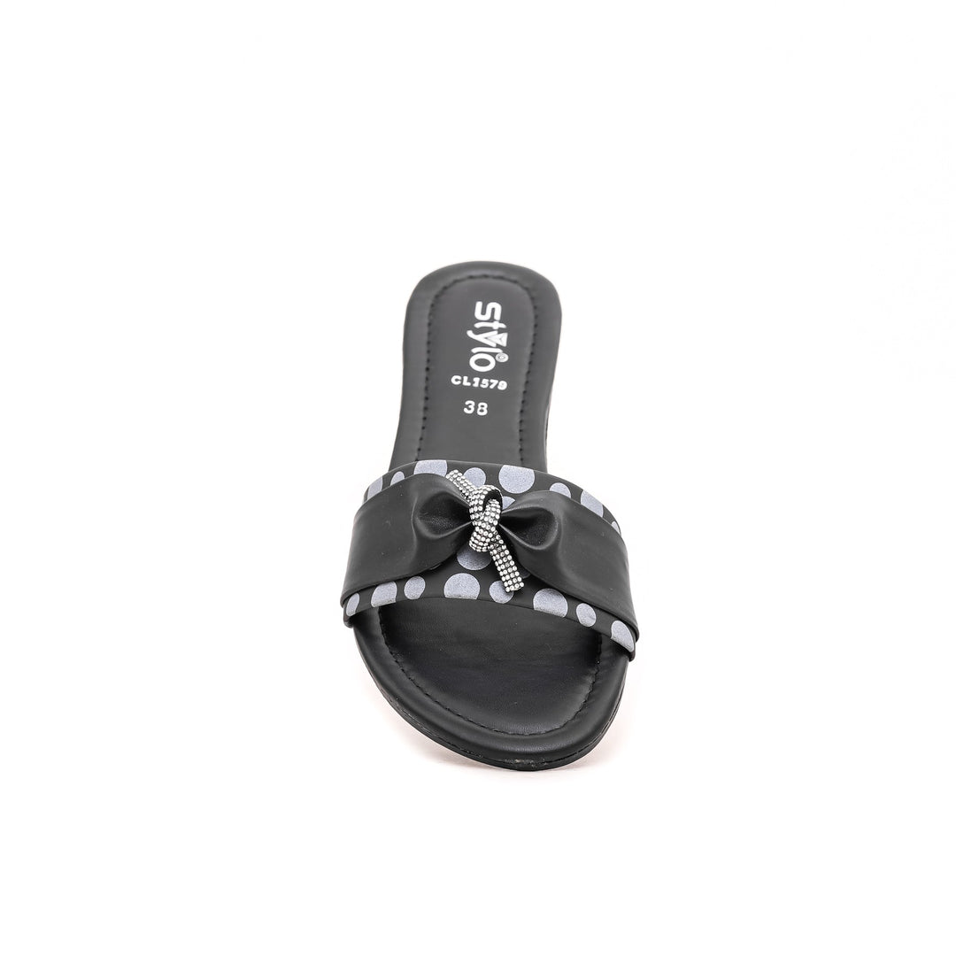 Black Casual Chappal CL1579