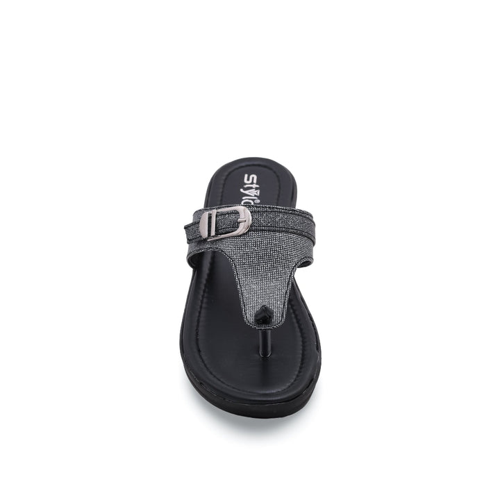 Black Casual Chappal CL7118