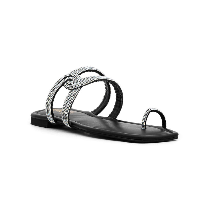 Black Fancy Chappal FN0685