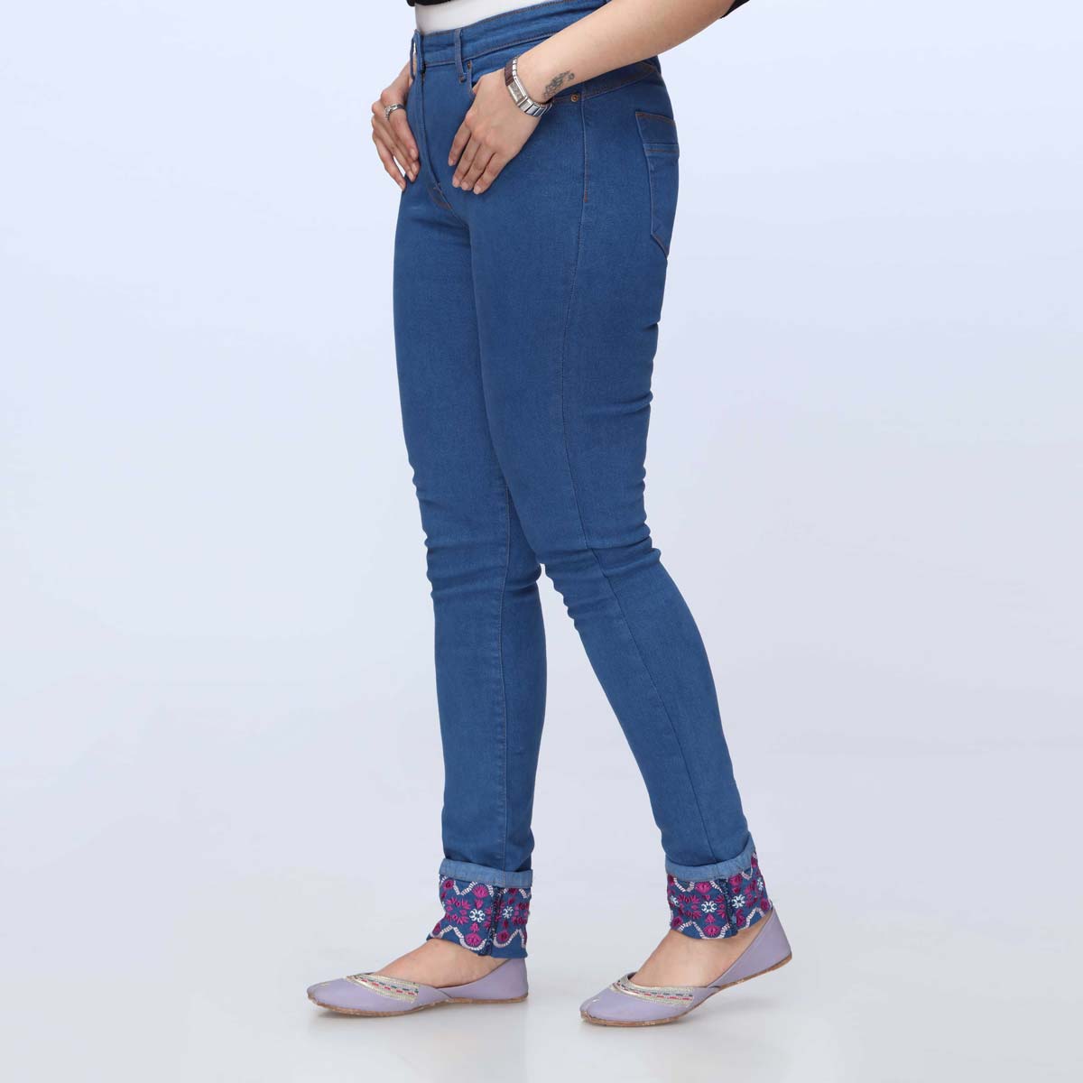 Blue Embroidered Denim Pant PS1543